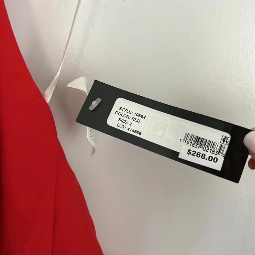 NWT Xscape Red Long Halter Low Back Maxi Dress Gown Size 2 / Small - Picture 6 of 9